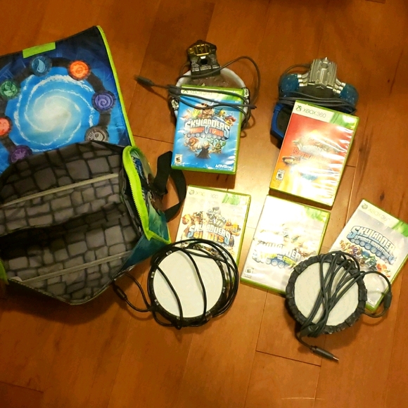 Skylanders Xbox 360 games and portals